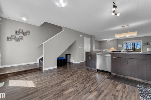 #45 1030 Chappelle Bv Sw, Edmonton, AB - Indoor