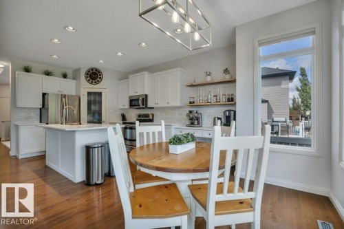 313 Southwick Boulevard, Leduc, AB - Indoor Photo Showing Dining Room