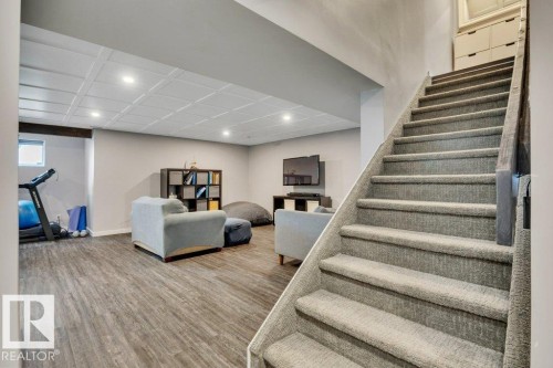 313 Southwick Boulevard, Leduc, AB - Indoor