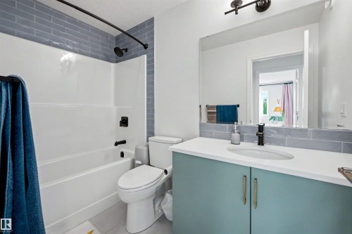 155 Stonehouse Way, Leduc, AB - Indoor Photo Showing Bathroom