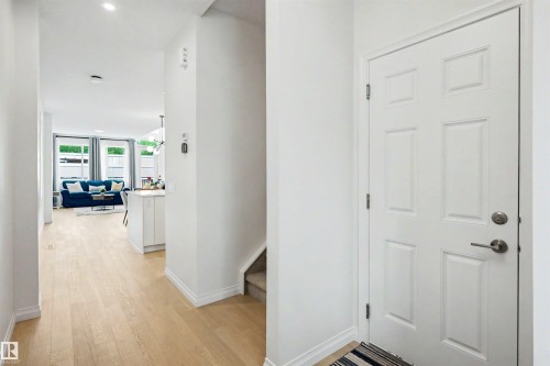 155 Stonehouse Way, Leduc, AB - Indoor Photo Showing Other Room