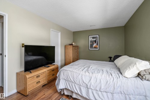 #64 2204 118 St Nw, Edmonton, AB - Indoor Photo Showing Bedroom