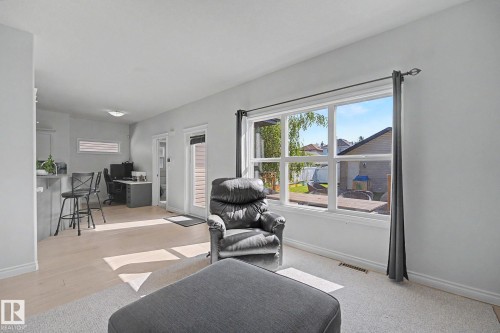 5079 Thibault Way Nw, Edmonton, AB - Indoor