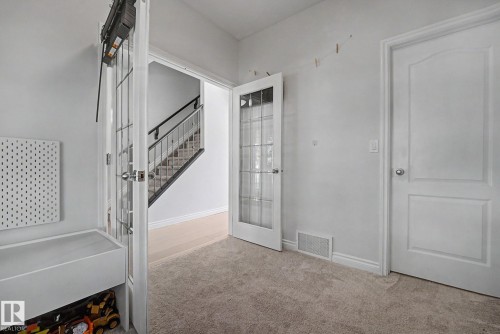 5079 Thibault Way Nw, Edmonton, AB - Indoor Photo Showing Other Room