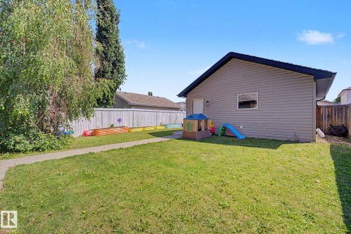 5079 Thibault Way Nw, Edmonton, AB - Outdoor