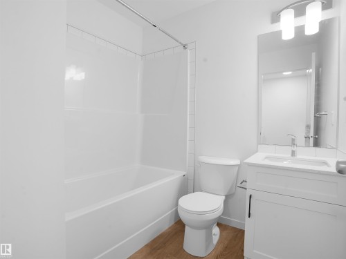 2708 Alces Way Sw, Edmonton, AB - Indoor Photo Showing Bathroom