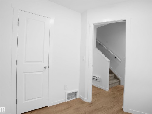 2708 Alces Way Sw, Edmonton, AB - Indoor Photo Showing Other Room