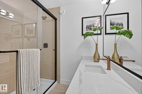 15302 78 Avenue Nw, Edmonton, AB - Indoor Photo Showing Other Room