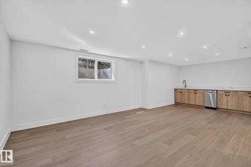 15302 78 Avenue Nw, Edmonton, AB - Indoor Photo Showing Other Room