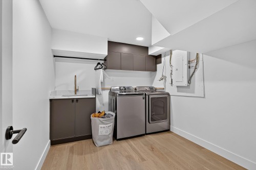 15302 78 Avenue Nw, Edmonton, AB - Indoor Photo Showing Laundry Room