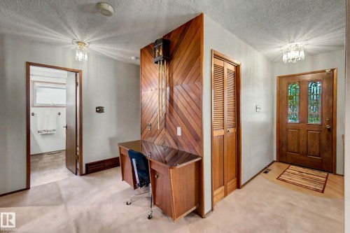 6115 152A Avenue Nw, Edmonton, AB - Indoor Photo Showing Other Room