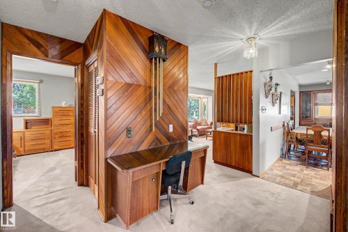 6115 152A Avenue Nw, Edmonton, AB - Indoor
