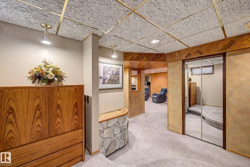 6115 152A Avenue Nw, Edmonton, AB - Indoor Photo Showing Other Room