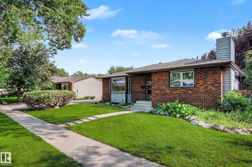 6115 152A Avenue Nw, Edmonton, AB - Outdoor