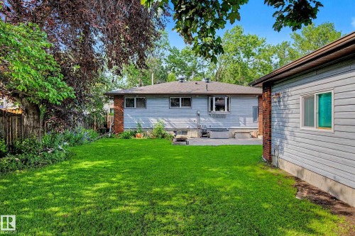 6115 152A Avenue Nw, Edmonton, AB - Outdoor