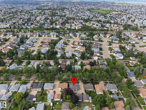 6115 152A Avenue Nw, Edmonton, AB - Outdoor With View