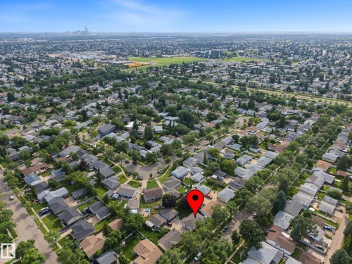 6115 152A Avenue Nw, Edmonton, AB - Outdoor With View