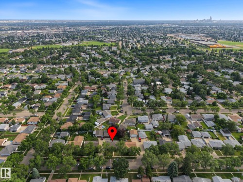 6115 152A Avenue Nw, Edmonton, AB - Outdoor With View