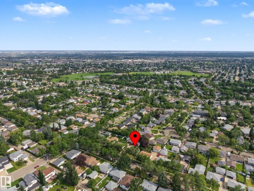 6115 152A Avenue Nw, Edmonton, AB - Outdoor With View