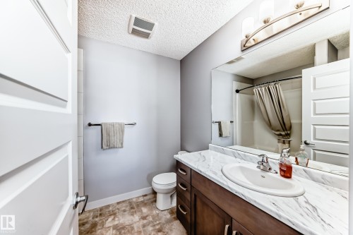 2nd Floor - 259 Robinson Drive, Leduc, AB - Indoor Photo Showing Bathroom