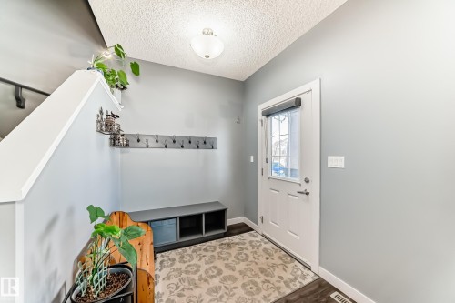 259 Robinson Drive, Leduc, AB - Indoor Photo Showing Other Room