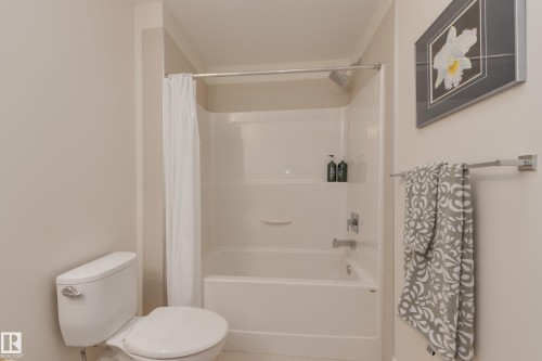 #403 1350 Windermere Wy Sw, Edmonton, AB - Indoor Photo Showing Bathroom