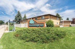 155 WOODBOROUGH Way NW  Edmonton, AB T5Y 1N2