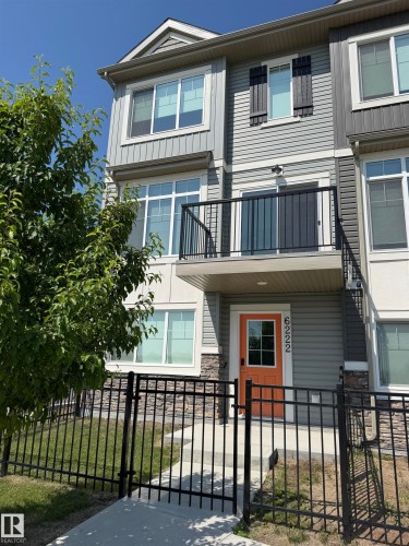 6222 CARTMELL Crest SW  Edmonton, AB T6W 5A7