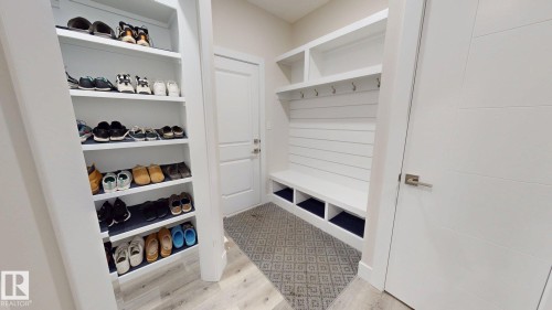 5813 Pelerin Crescent, Beaumont, AB - Indoor Photo Showing Other Room