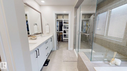 5813 Pelerin Crescent, Beaumont, AB - Indoor Photo Showing Bathroom