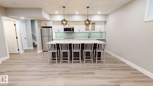 5813 Pelerin Crescent, Beaumont, AB - Indoor Photo Showing Kitchen