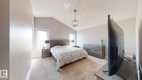 17359 49 Street Nw, Edmonton, AB - Indoor Photo Showing Bedroom