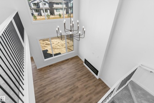 2224 5 Avenue Nw, Edmonton, AB - Indoor Photo Showing Other Room
