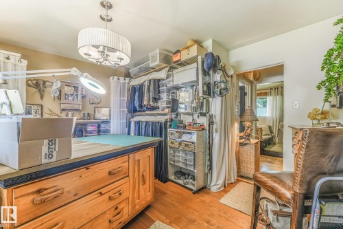 11836 135 Street Nw, Edmonton, AB - Indoor