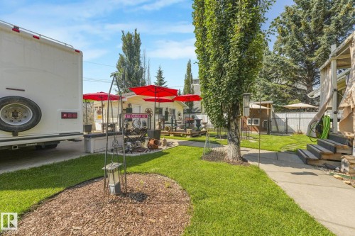 11836 135 Street Nw, Edmonton, AB - Outdoor