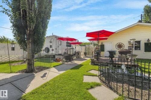 11836 135 Street Nw, Edmonton, AB - Outdoor