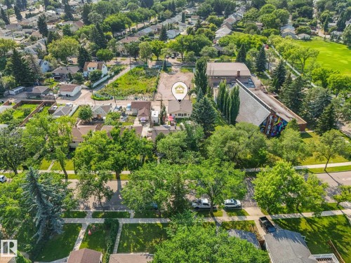 11836 135 Street Nw, Edmonton, AB - Outdoor