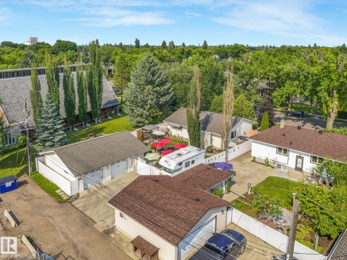 11836 135 Street Nw, Edmonton, AB - Outdoor