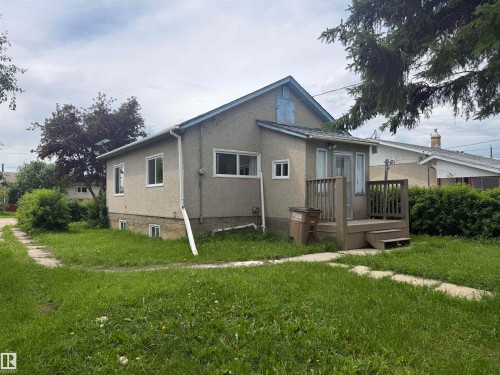 5113 Fifth Street, Boyle, AB - Outdoor