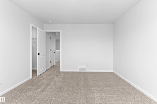 2463 Alces Link Sw, Edmonton, AB - Indoor Photo Showing Other Room