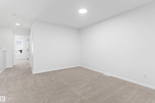 2463 Alces Link Sw, Edmonton, AB - Indoor Photo Showing Other Room