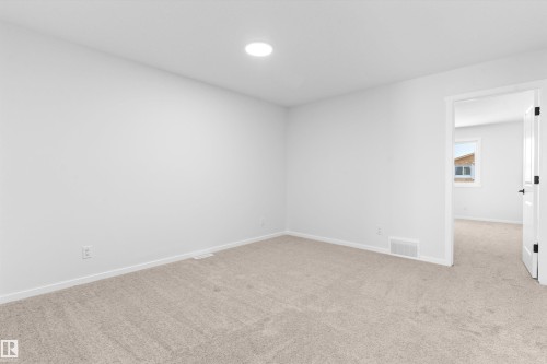 2463 Alces Link Sw, Edmonton, AB - Indoor Photo Showing Other Room