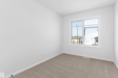 2463 Alces Link Sw, Edmonton, AB - Indoor Photo Showing Other Room