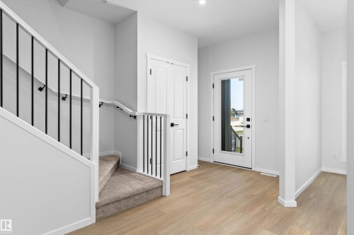 2463 Alces Link Sw, Edmonton, AB - Indoor Photo Showing Other Room