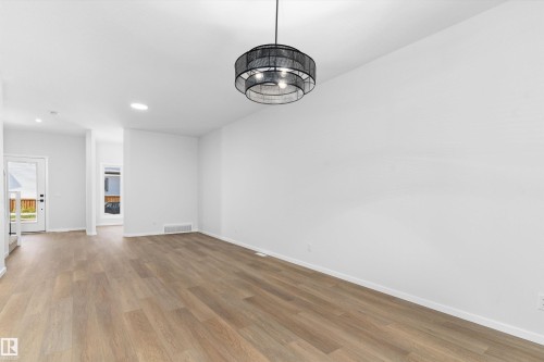 2463 Alces Link Sw, Edmonton, AB - Indoor Photo Showing Other Room