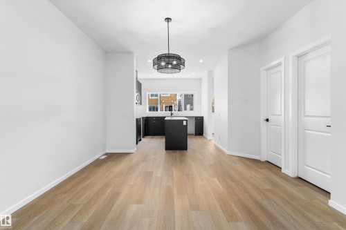 2463 Alces Link Sw, Edmonton, AB - Indoor Photo Showing Other Room