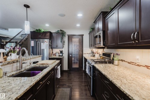 9729 159 Street Nw, Edmonton, AB - Indoor Photo Showing Kitchen With Double Sink With Upgraded Kitchen