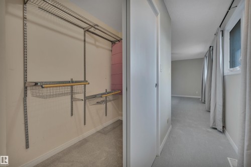 2412 112A Street, Edmonton, AB - Indoor