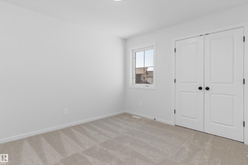 18808 29 Avenue Nw, Edmonton, AB - Indoor Photo Showing Other Room