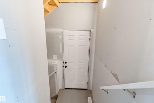 18808 29 Avenue Nw, Edmonton, AB - Indoor Photo Showing Other Room